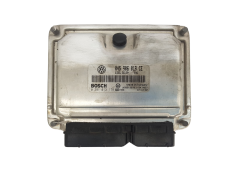 Valdymo Blokas 045906019CE 0281013179 VW Skoda Bosch 3301