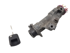 Uždegimo Spynelė VW Passat 4B0905851B 4B0905849