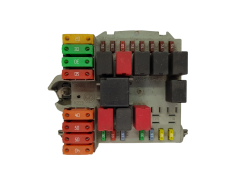 Saugiklių dėžutė Fiat 51775688 0051775688057657 20802