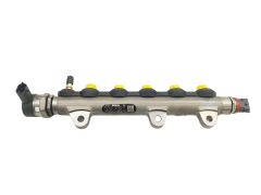 Kuro Magistralė 0445214155 8200842432 0281002800 Bosch 2.0 DCI Renault