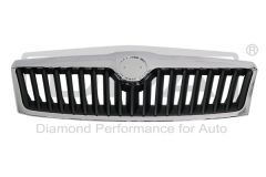 Radiatoriaus Grotelės 1Z0853661A 88530872102 Skoda Octavia 2 DPA