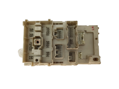 Saugiklių dėžutė Toyota 82733-42080 Denso 19875