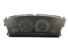 Tachometras Mazda 626 GL84C