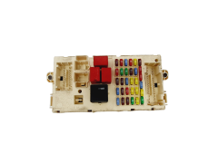 Saugiklių dėžutė Alfa Romeo 50507093 NPL 60686059 Magneti 35008