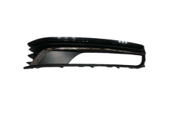 Buferio Grotelės Dešinioji Vai VW Passat B7 3AA854662 88541791202 DPA