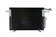 Kondicionieriaus kondensatorius 4A0260403A 22601775601 Audi 100 Vika