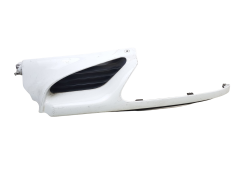 Radiatoriaus Grotelės Priekis Kairė 7700834200 Renault Megane 1995-1999