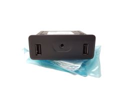 Modulis USB AUX Renault 280239732R Naujas Originalus 1028