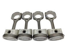 Švaistikliai Komplektas Tłoki 7701474855 7701476471 K4M 1.6 Renault