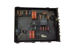 Saugiklių dėžutė VW Audi 1K0937125 0-1718307-1