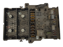 Saugiklių dėžutė Chrysler P4707794 19654