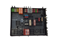 Saugiklių dėžutė VW Audi 1K0937124H 0-1534502-1 19680