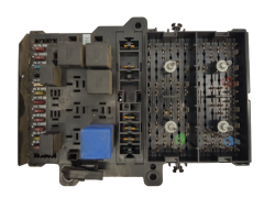 Saugiklių dėžutė Chrysler P04707994AC 19634