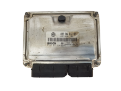 Valdymo Blokas 038906012HP 0281011320 Seat VW Bosch 3038