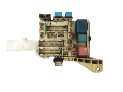 Saugiklių dėžutė Toyota 82730-52700 18074