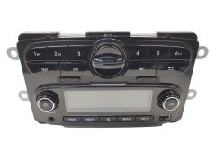 Automobilio radijas BT USB Smart 281158242R