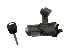 Uždegimo Spynelė Toyota Corolla E12 45020-02-4 Valeo 1595