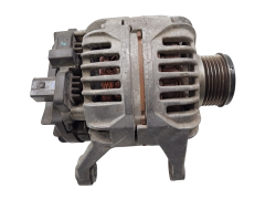 Generatorius Citroen Peugeot Fiat 504087183 024325122 110A Bosch