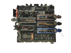 Saugiklių dėžutė Saab 12766740 519161103 GM 23260