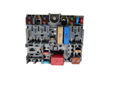 Saugiklių dėžutė 51987784 Fiat Lancia Alfa Romeo