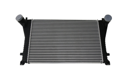 Tarpinis Aušintuvas 5Q0145803K 11451451901 VW Audi Seat Skoda
