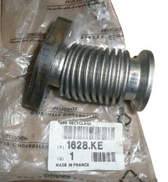 Egr Vamzdis Originalus Citroen Peugeot Jumpy Scudo C5 2.0 Hdi 1628KE Egr Vamzdis Originalus Citroen Peugeot Jumpy Scudo C5 2.0 Hdi 1628KE
