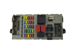Saugiklių dėžutė Fiat 51744898 NPL 46520600 CPL Delphi 20398