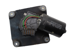 Valytuvo variklis Priekis Volvo S40 V40 0390241114 Bosch 1160