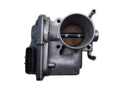 Droselio sklendė Suzuki Swift MK7 69L0-1660 69L01660 1.2 16V 1742