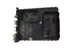 Saugiklių dėžutė VW Audi 1K0937124H 0-1534502-1 18968