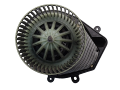 Salono Ventiliatoriaus Variklis VW Passat Audi A4 8D1820021 740221233F 1085