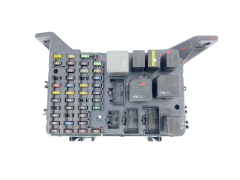 Saugiklių dėžutė Ford 1S7T-14A073-AE 64089