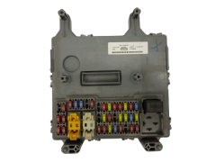 Saugiklių dėžutė Jeep 56010436AC