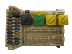 Saugiklių dėžutė Ford 93BG-14A073-EF