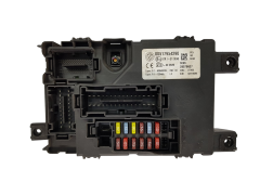 Saugiklių dėžutė Fiat 00517954290 28079637 Delphi 19719