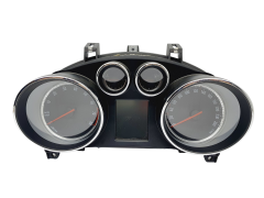 Tachometras Opel Mokka 95136700 654663731 GM