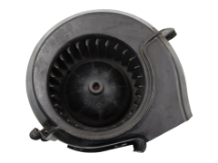 Salono Ventiliatoriaus Variklis VW Audi 321819015