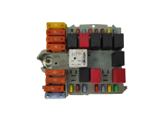 Saugiklių dėžutė Fiat 51738102 0051738102057657 19876