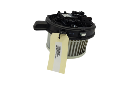 Salono Ventiliatoriaus Variklis Opel Astra K 13497776 0130309503 3236