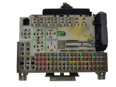 Saugiklių dėžutė Opel 90589965 GM 19800