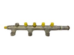 Kuro Magistralė 8200023961 0445214025 Renault 2.2 2.5 DCI