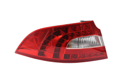 Žibintas Galas Kairioji Vai Skoda Superb 2 3TD945095 89450882102 DPA