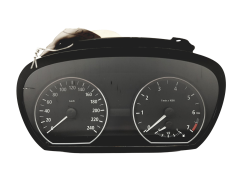 Tachometras BMW 1 E87 E81 6983527-01 1024932-44 33170