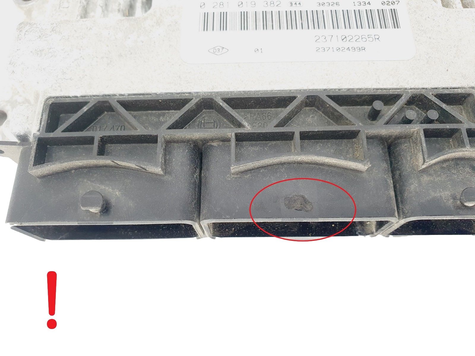 Valdymo Blokas 237102265R 237102499R 0281019382 Renault Bosch 44358 main product photo