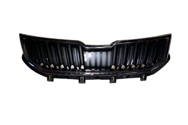 Radiatoriaus Grotelės Vai Skoda Karoq 57A853653 88531849102 DPA main product photo